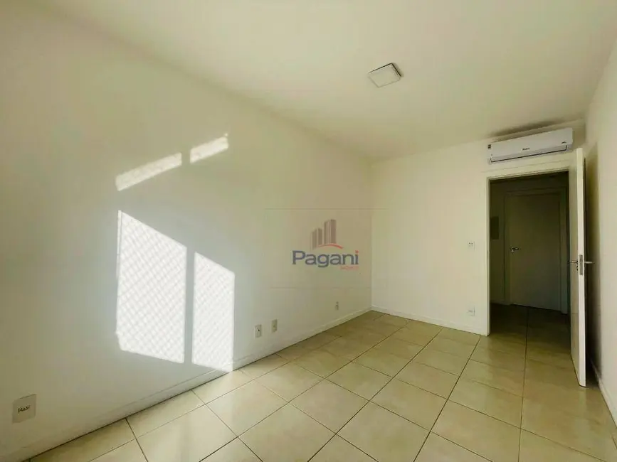 Apartamento com 2 quartos para alugar, 91m2 em Pagani, Palhoca - SC - imagem 8 Foto 8 de Apartamento com 2 quartos para alugar, 91m2 em Pagani, Palhoca - SC