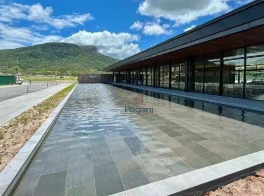 Foto 2 de Terreno / Lote à venda, 457m2 em Pedra Branca, Palhoca - SC