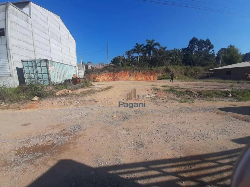 Foto 1 de Terreno / Lote à venda, 611m2 em Alto Aririú, Palhoca - SC