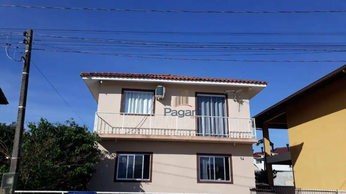 Foto 1 de Casa com 2 quartos para alugar, 300m2 em Palhoca - SC