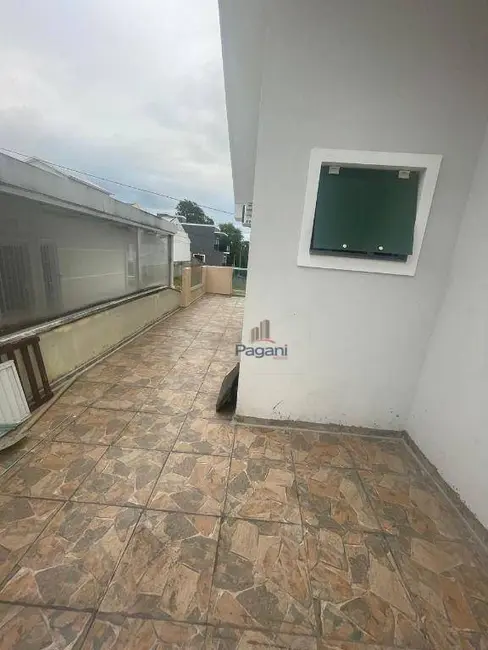 Foto 3 de Sobrado com 3 quartos à venda, 120m2 em Aririú, Palhoca - SC