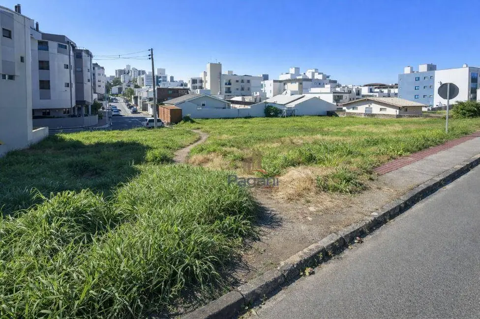 Foto 2 de Terreno / Lote à venda, 1100m2 em Pagani, Palhoca - SC