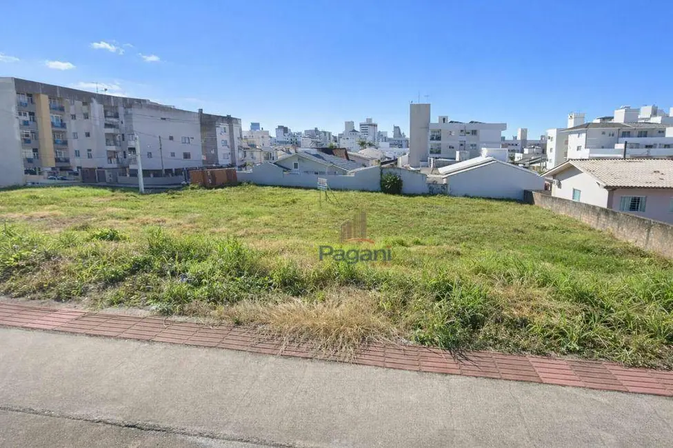 Foto 1 de Terreno / Lote à venda, 1100m2 em Pagani, Palhoca - SC