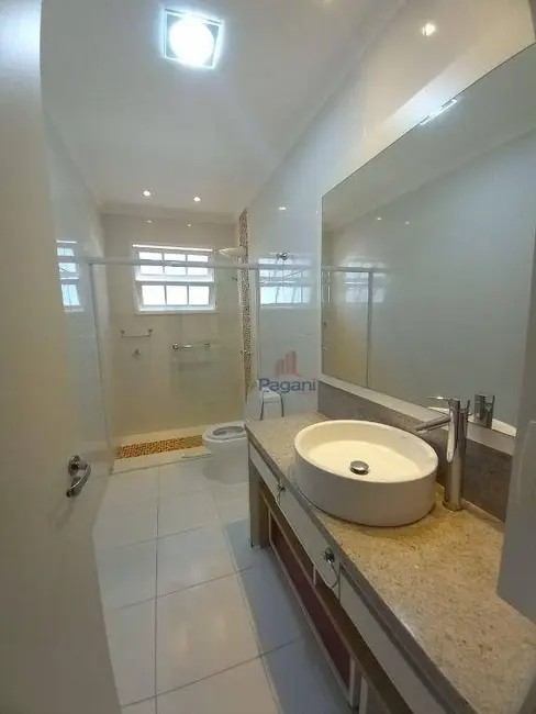 Foto 9 de Sobrado com 4 quartos à venda, 463m2 em Centro, Sao Jose - SC