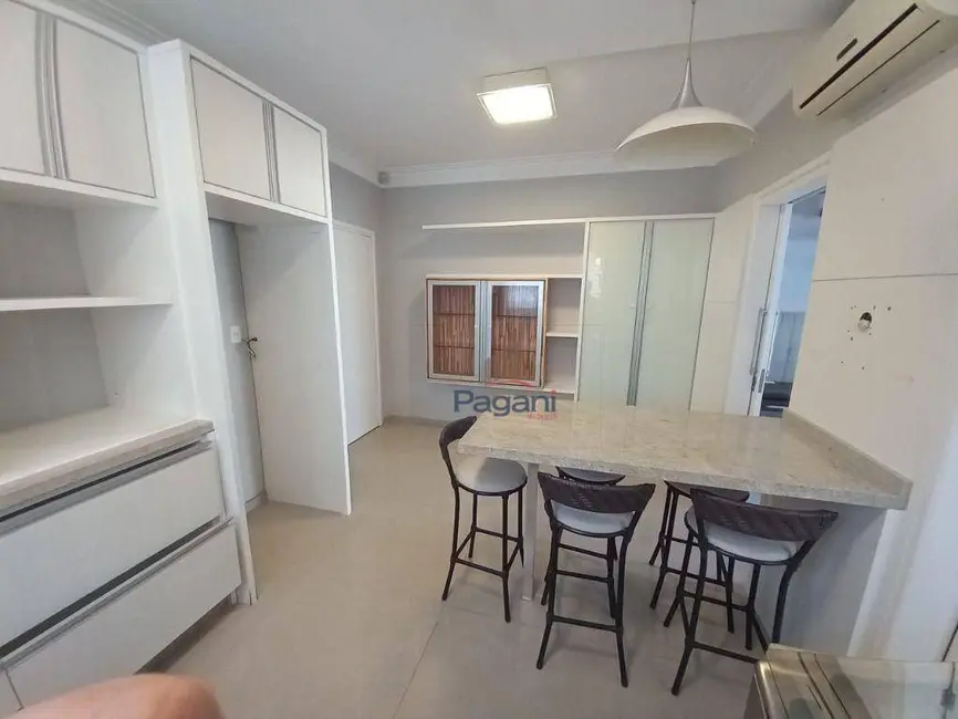 Foto 8 de Sobrado com 4 quartos à venda, 463m2 em Centro, Sao Jose - SC