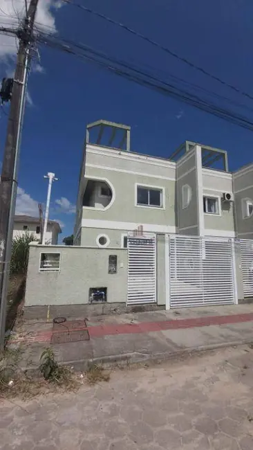 Foto 1 de Sobrado com 3 quartos à venda, 150m2 em Aririú, Palhoca - SC