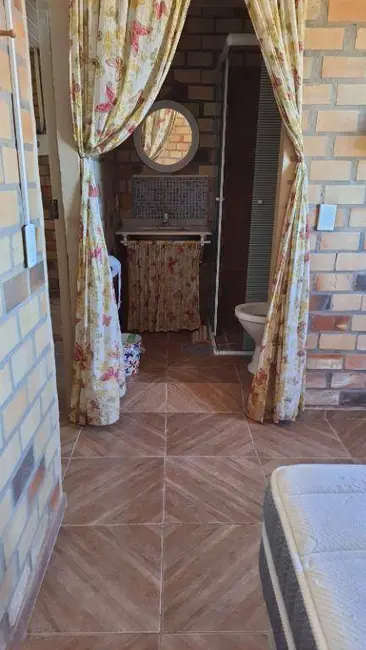 Foto 9 de Casa com 8 quartos à venda, 700m2 em Garopaba - SC