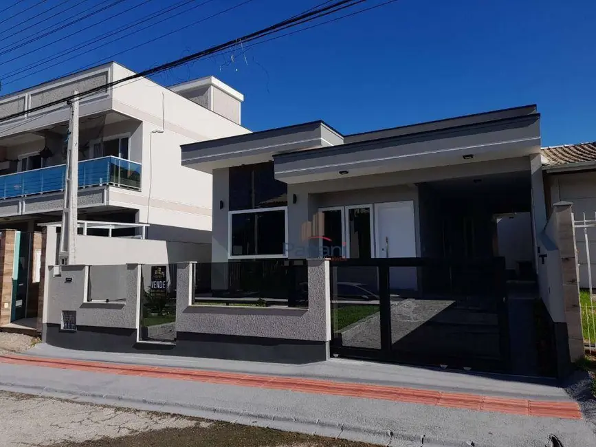 Foto 1 de Casa com 3 quartos à venda, 200m2 em São Sebastião, Palhoca - SC