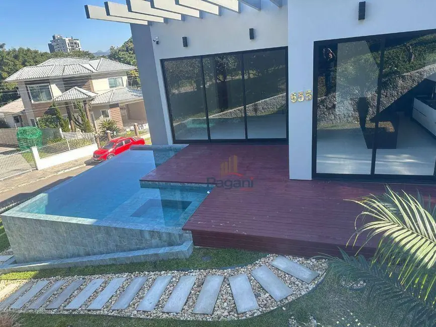 Foto 2 de Casa com 3 quartos à venda, 450m2 em Palhoca - SC
