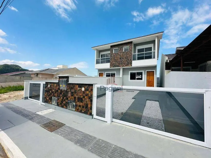 Foto 1 de Sobrado com 2 quartos à venda, 100m2 em Bela Vista, Palhoca - SC