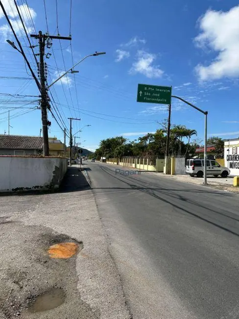 Foto 4 de Terreno / Lote à venda e para alugar, 215m2 em Centro, Palhoca - SC