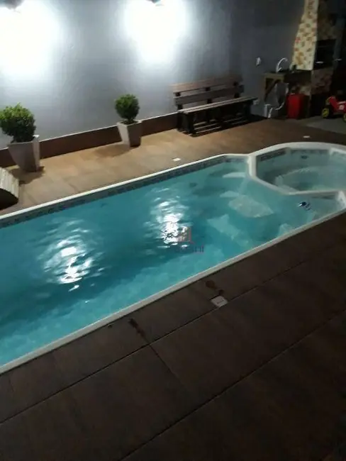 Casa com 2 quartos à venda, 204m2 em Forquilhas, Sao Jose - SC - imagem 8 Foto 8 de Casa com 2 quartos à venda, 204m2 em Forquilhas, Sao Jose - SC