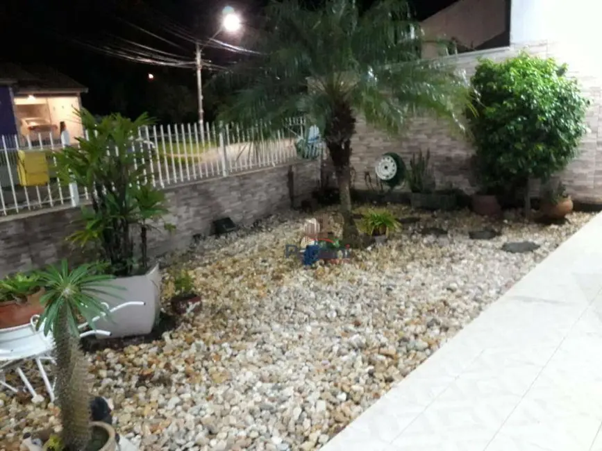 Casa com 2 quartos à venda, 204m2 em Forquilhas, Sao Jose - SC - imagem 9 Foto 9 de Casa com 2 quartos à venda, 204m2 em Forquilhas, Sao Jose - SC