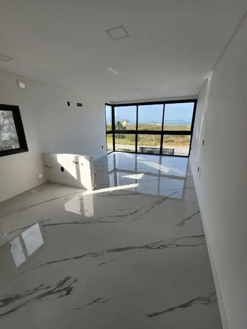 Foto 2 de Apartamento com 3 quartos à venda, 83m2 em Praia do Meio (Ens Brito), Palhoca - SC