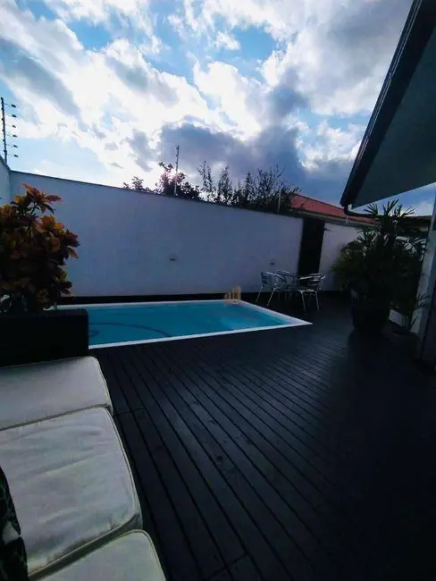 Casa com 4 quartos à venda, 360m2 em Centro, Palhoca - SC - imagem 7 Foto 7 de Casa com 4 quartos à venda, 360m2 em Centro, Palhoca - SC