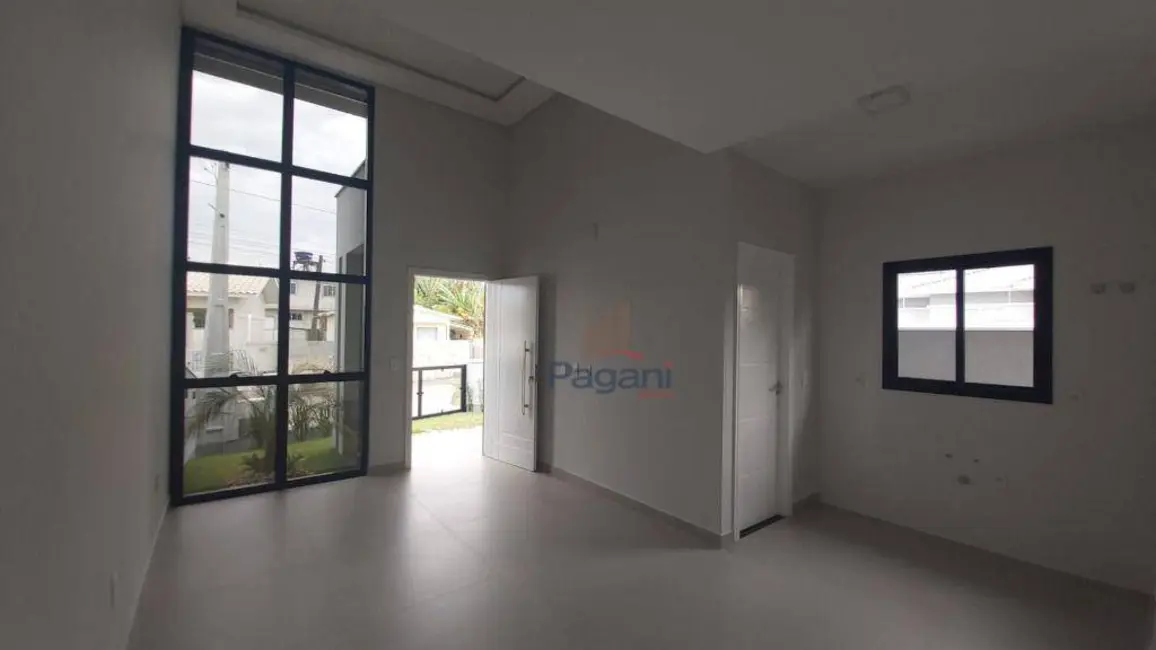 Casa com 2 quartos à venda, 200m2 em Aririú, Palhoca - SC - imagem 5 Foto 5 de Casa com 2 quartos à venda, 200m2 em Aririú, Palhoca - SC