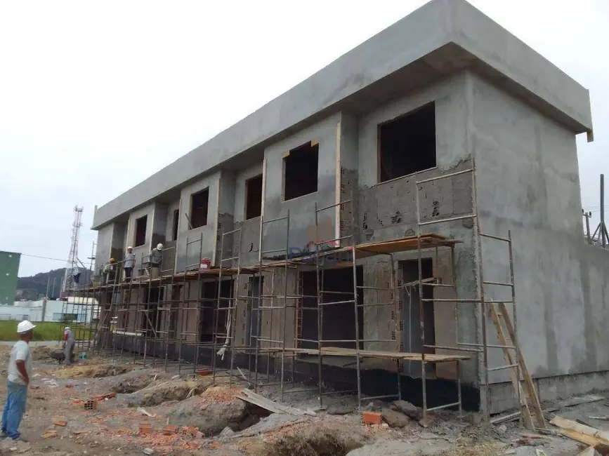 Foto 2 de Sobrado com 3 quartos à venda, 130m2 em Praia de Fora, Palhoca - SC