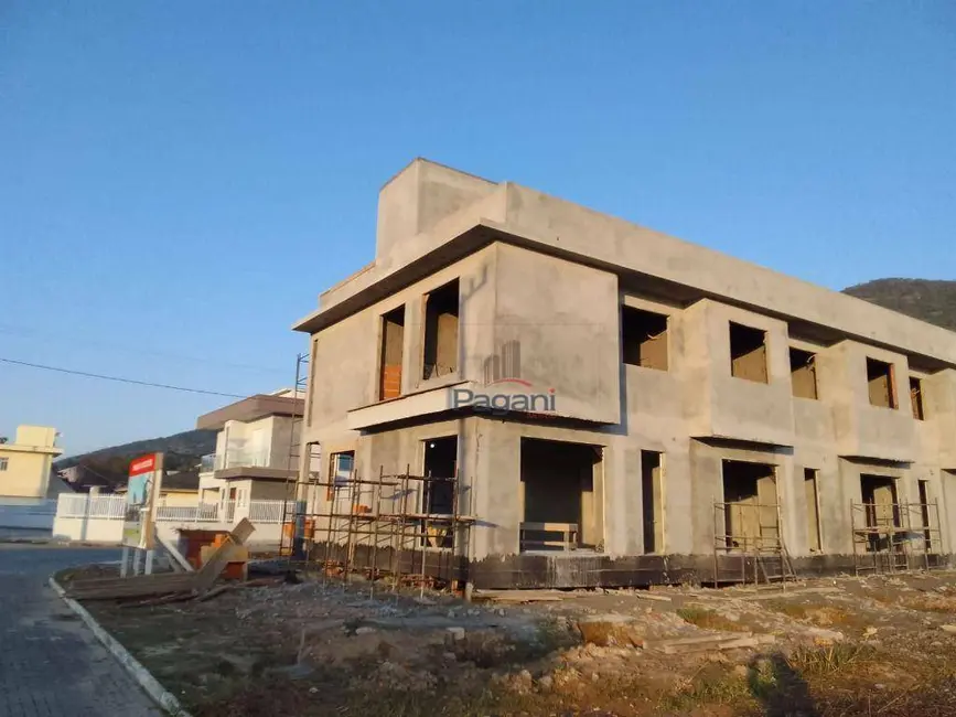 Foto 4 de Sobrado com 3 quartos à venda, 103m2 em Praia de Fora, Palhoca - SC