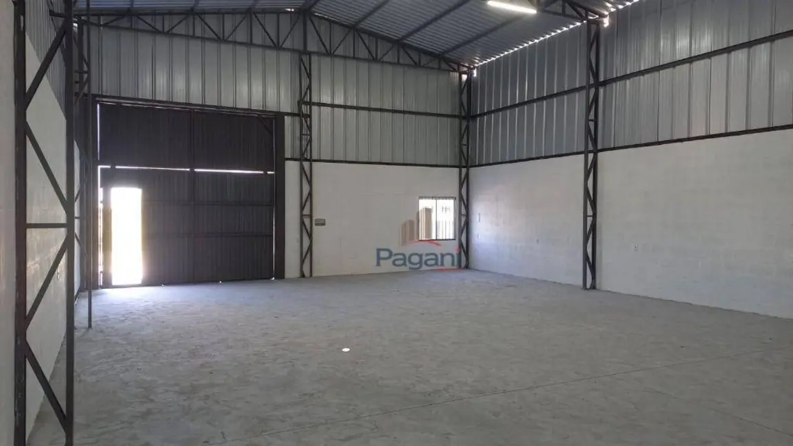 Foto 2 de Armazém / Galpão para alugar, 300m2 em Guarda do Cubatão, Palhoca - SC