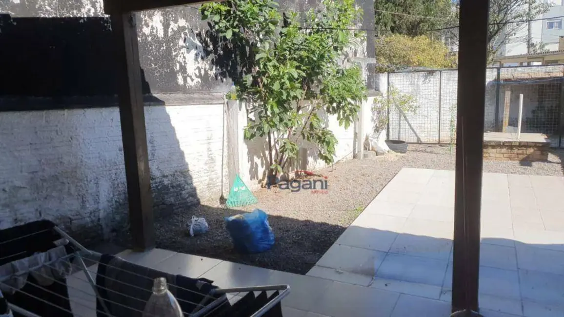 Foto 2 de Casa com 2 quartos à venda, 290m2 em Passa Vinte, Palhoca - SC