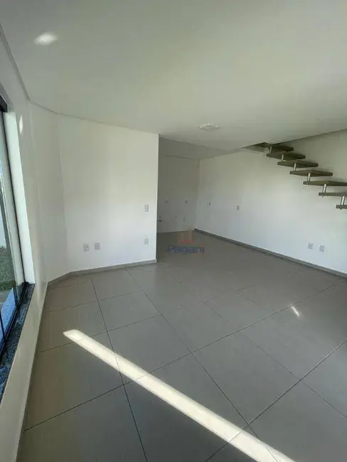 Foto 9 de Sobrado com 2 quartos à venda, 191m2 em Guarda do Cubatão, Palhoca - SC