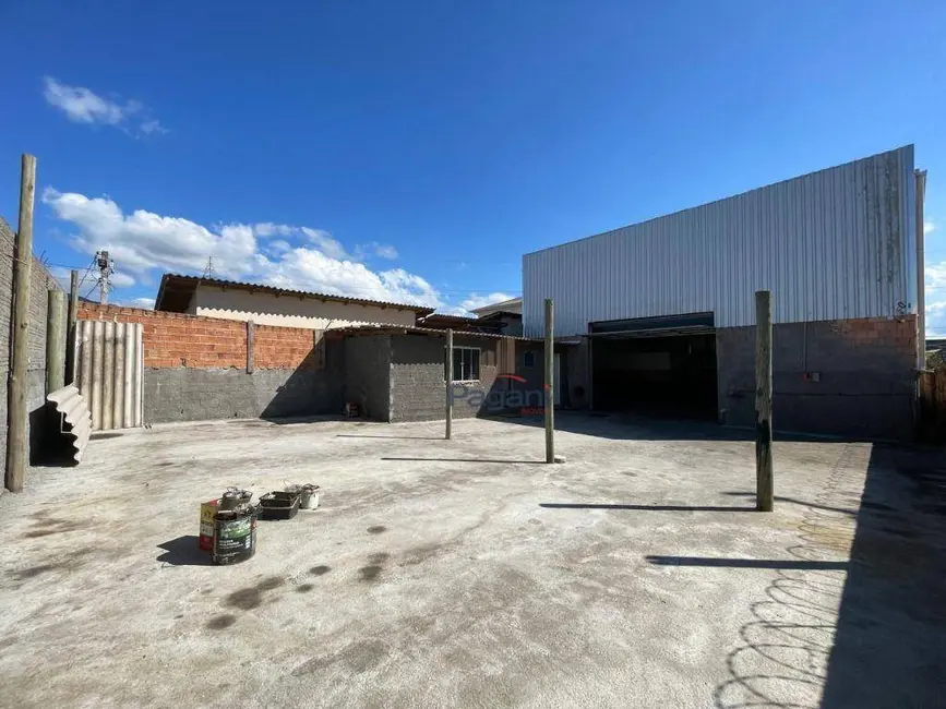Armazém / Galpão à venda e para alugar, 708m2 em Palhoca - SC - imagem 4 Foto 4 de Armazém / Galpão à venda e para alugar, 708m2 em Palhoca - SC