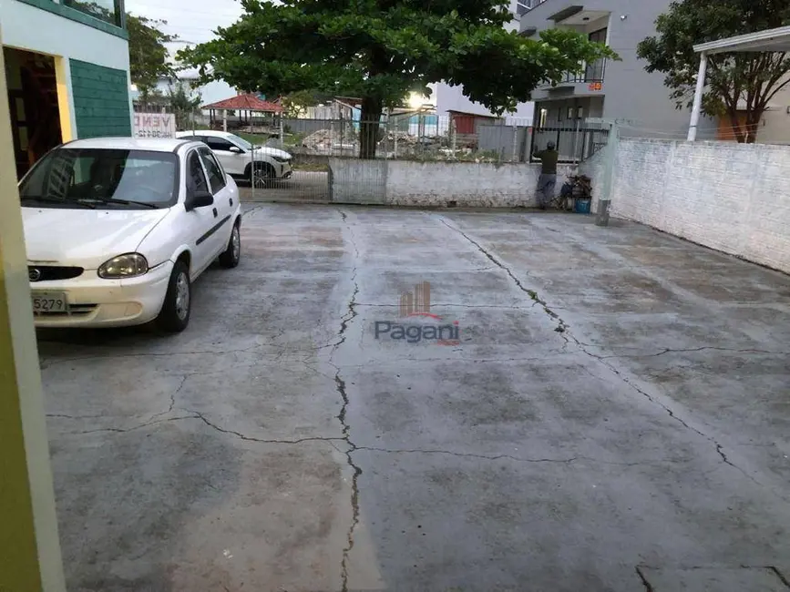 Foto 8 de Casa com 7 quartos à venda, 260m2 em Praia de Fora, Palhoca - SC