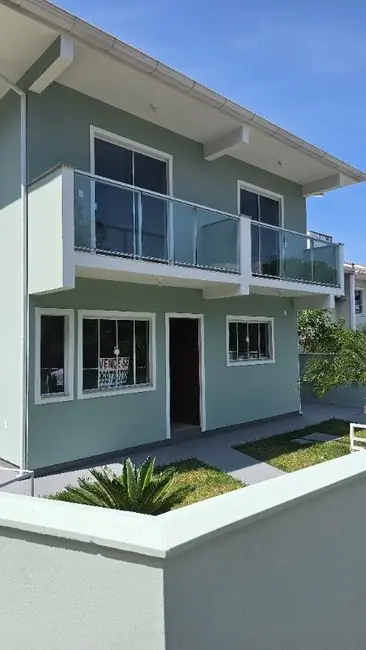 Foto 3 de Sobrado com 2 quartos à venda, 138m2 em Forquilhas, Sao Jose - SC