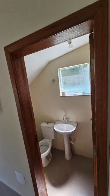 Foto 6 de Sobrado com 2 quartos à venda, 138m2 em Forquilhas, Sao Jose - SC