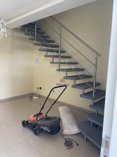 Casa com 2 quartos à venda, 129m2 em Florianopolis - SC - imagem 3 Foto 3 de Casa com 2 quartos à venda, 129m2 em Florianopolis - SC