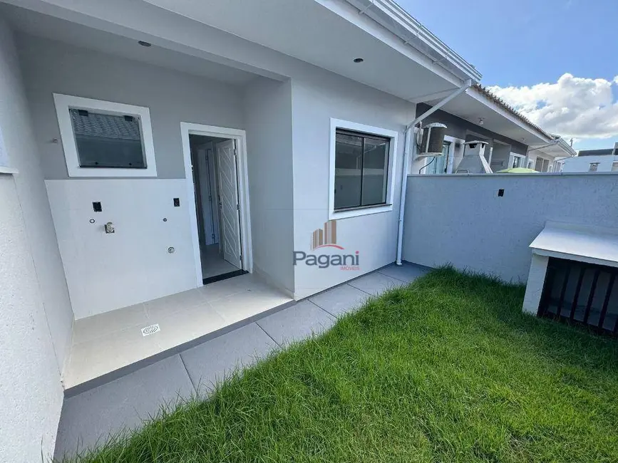 Foto 3 de Casa com 2 quartos à venda, 125m2 em Guarda do Cubatão, Palhoca - SC