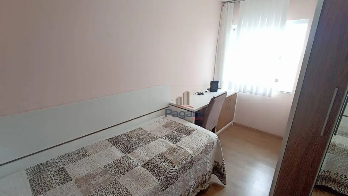 Foto 9 de Sobrado com 2 quartos à venda, 95m2 em Ipiranga, Sao Jose - SC