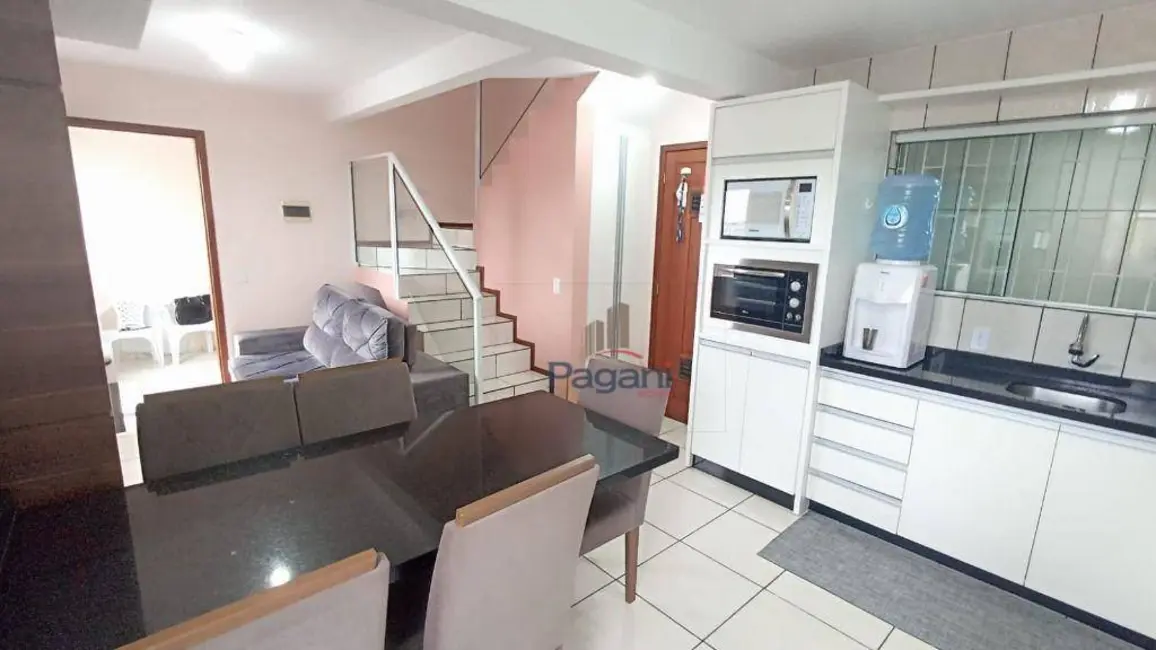 Foto 8 de Sobrado com 2 quartos à venda, 95m2 em Ipiranga, Sao Jose - SC