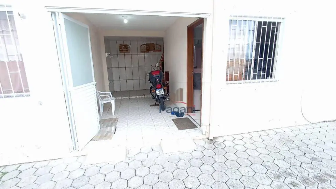 Foto 6 de Sobrado com 2 quartos à venda, 95m2 em Ipiranga, Sao Jose - SC
