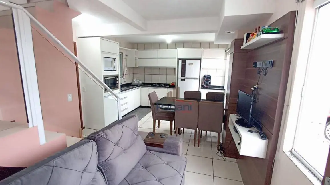 Foto 7 de Sobrado com 2 quartos à venda, 95m2 em Ipiranga, Sao Jose - SC