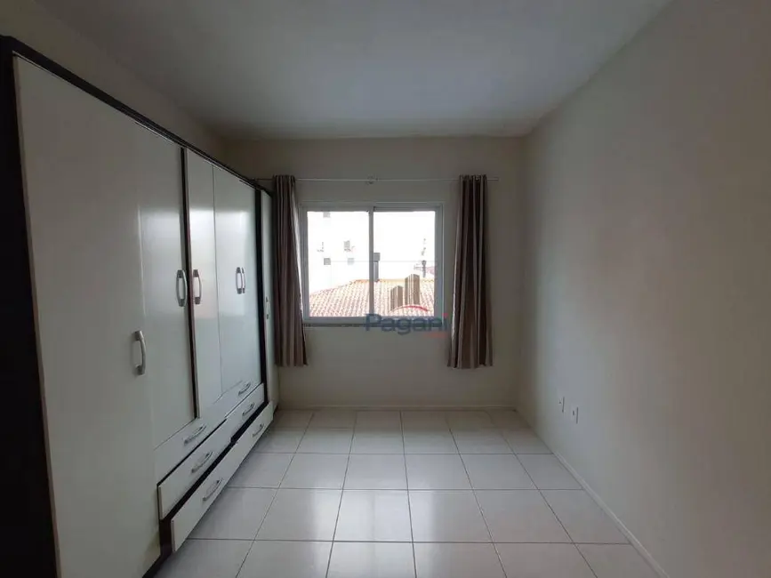 Apartamento com 2 quartos à venda, 69m2 em Pagani, Palhoca - SC - imagem 8 Foto 8 de Apartamento com 2 quartos à venda, 69m2 em Pagani, Palhoca - SC