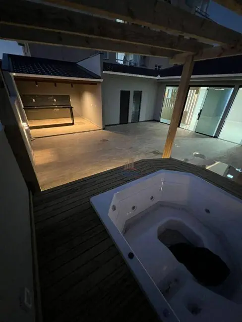 Casa com 4 quartos à venda, 300m2 em Pagani, Palhoca - SC - imagem 7 Foto 7 de Casa com 4 quartos à venda, 300m2 em Pagani, Palhoca - SC