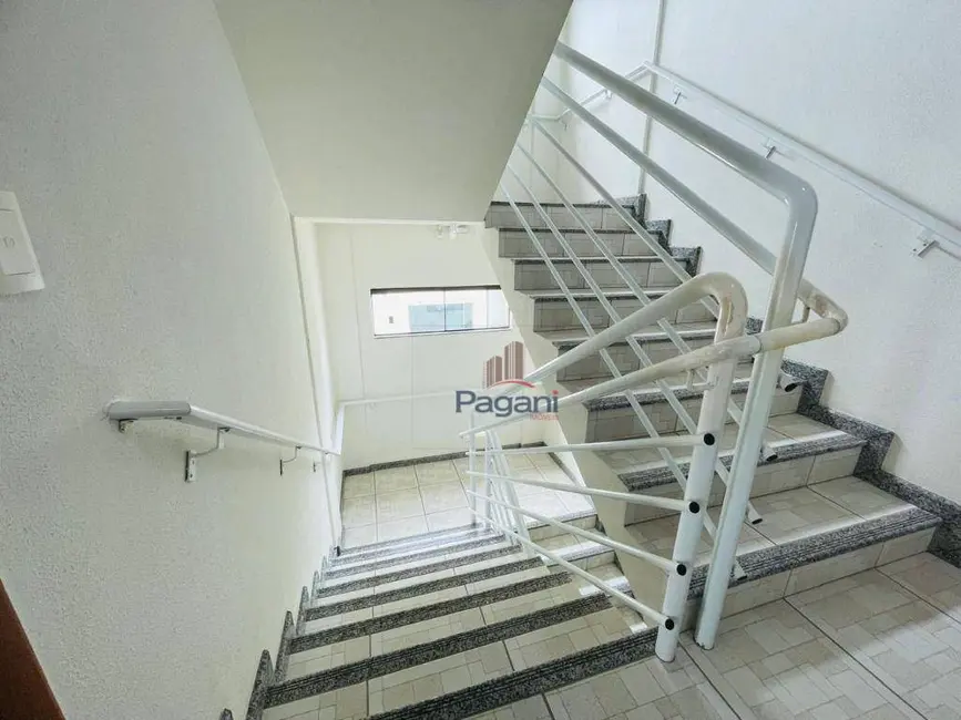 Foto 2 de Apartamento com 2 quartos para alugar, 64m2 em Passa Vinte, Palhoca - SC