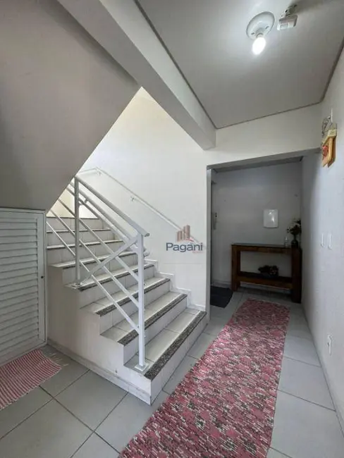 Foto 3 de Apartamento com 2 quartos à venda, 60m2 em Passa Vinte, Palhoca - SC