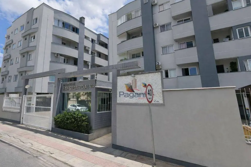 Foto 1 de Apartamento com 2 quartos para alugar, 59m2 em São Sebastião, Palhoca - SC