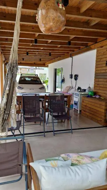 Foto 2 de Casa com 5 quartos à venda, 372m2 em Canasvieiras, Florianopolis - SC