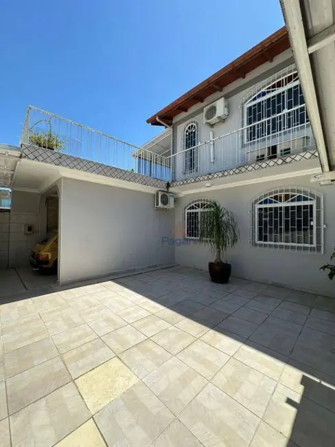 Foto 3 de Casa com 4 quartos à venda, 360m2 em Ponte do Imaruim, Palhoca - SC