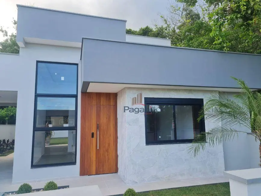 Foto 1 de Casa com 3 quartos à venda, 251m2 em Forquilhas, Sao Jose - SC