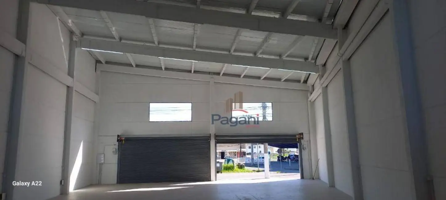 Foto 2 de Armazém / Galpão para alugar, 500m2 em Barra do Aririú, Palhoca - SC