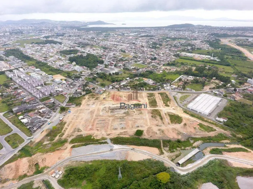 Foto 6 de Terreno / Lote à venda, 200m2 em Aririú, Palhoca - SC