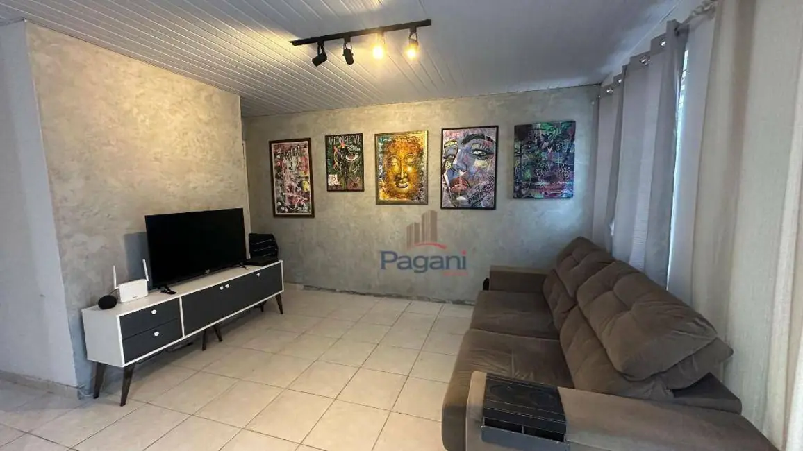 Foto 3 de Casa com 2 quartos à venda, 150m2 em São Sebastião, Palhoca - SC
