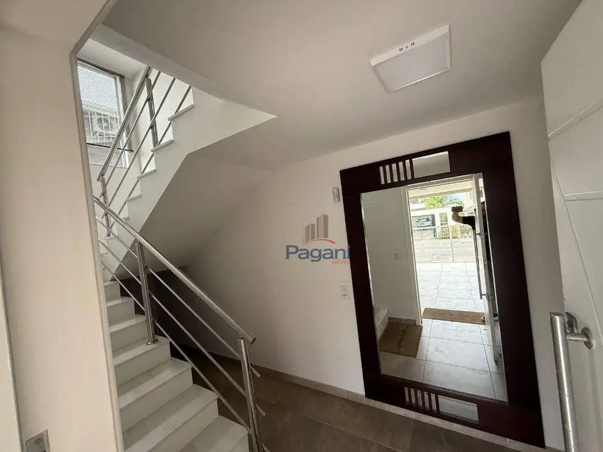 Foto 5 de Casa com 4 quartos à venda, 450m2 em Palhoca - SC