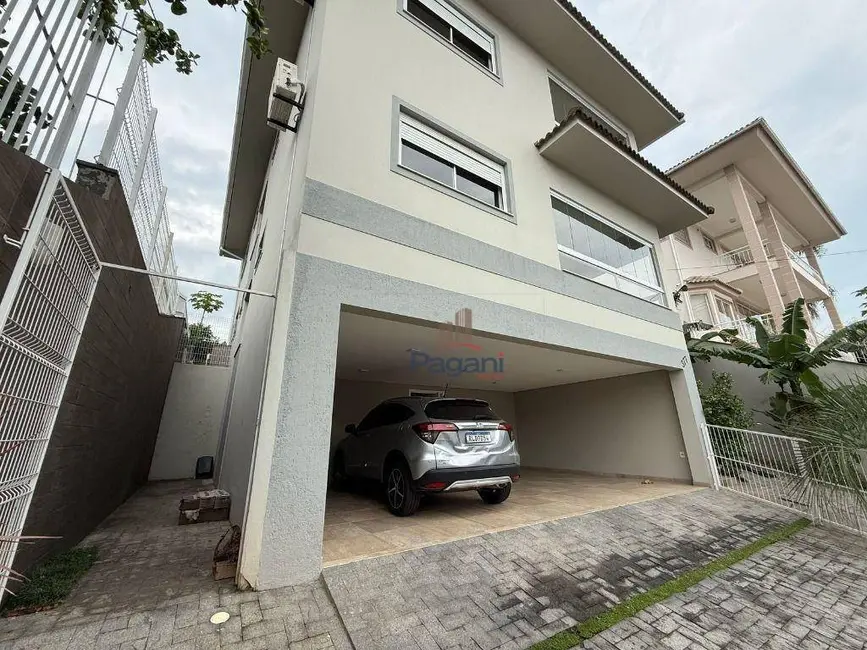 Foto 2 de Casa com 4 quartos à venda, 450m2 em Palhoca - SC