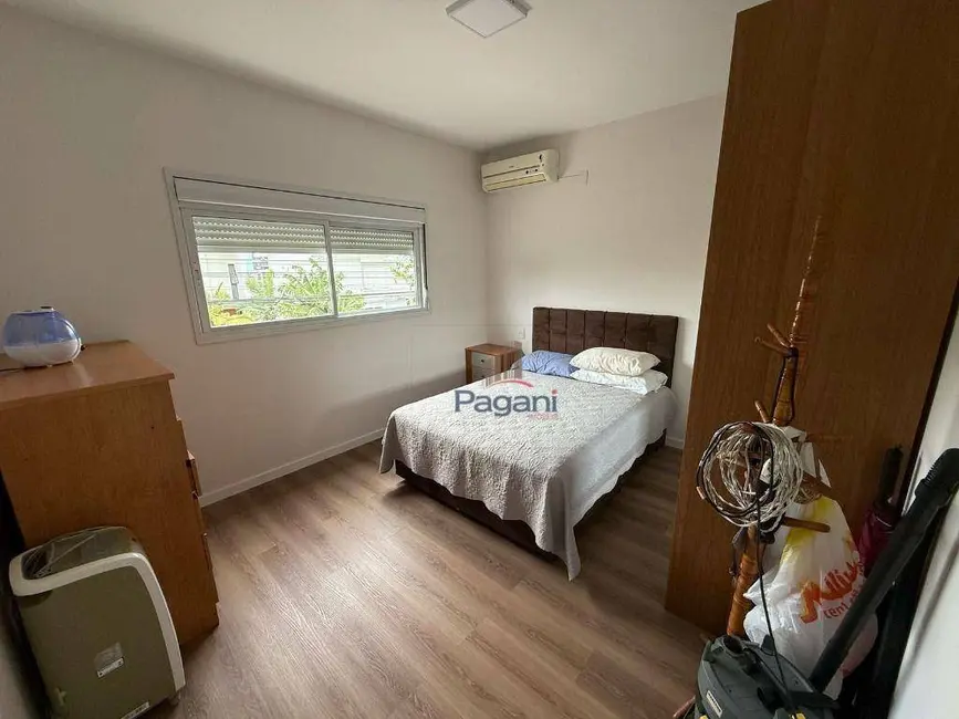Foto 7 de Casa com 4 quartos à venda, 450m2 em Palhoca - SC