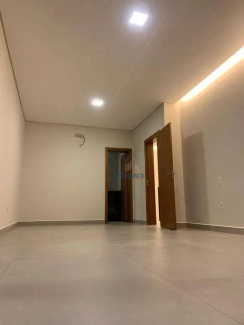 Foto 9 de Casa com 3 quartos à venda, 202m2 em Centro, Garopaba - SC